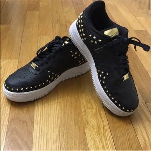 Nike Black and Gold Star Sneakers
